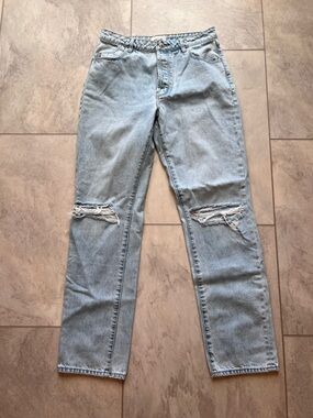 Rolla’s Classic Straight High Rise Jeans